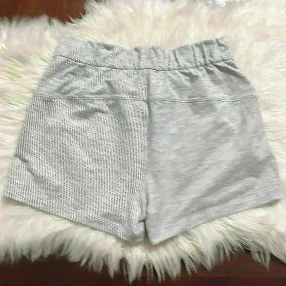 Lululemon on the fly short
